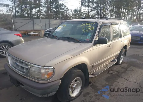 1997 Ford Explorer Eddie Bauer/Limited/Xl/Xlt z USA, uszkodzony, nr VIN 1FMDU34E9VUA12687